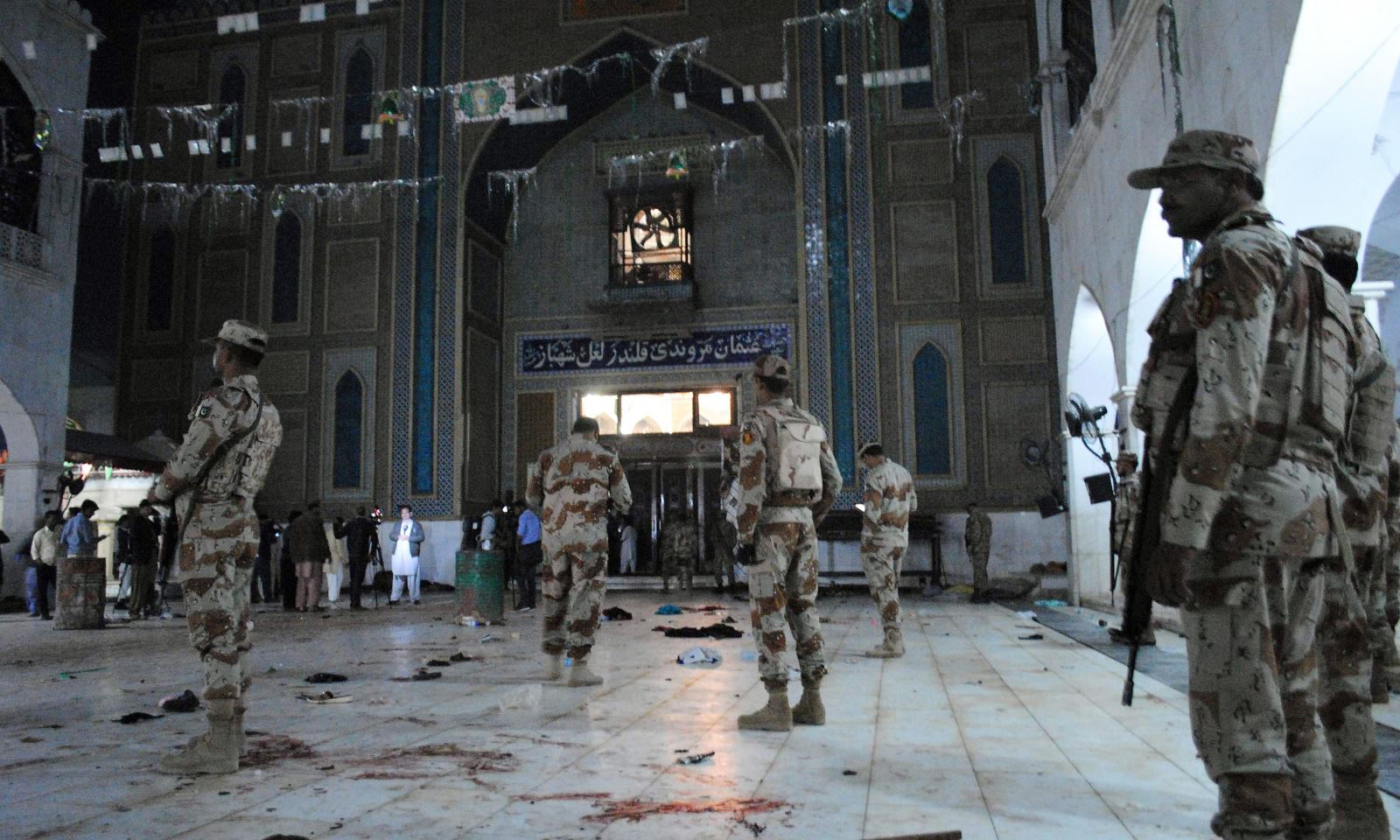 Bomb Blast In Sehwan Sharif At Lal Shahbaz Qalandar shrine